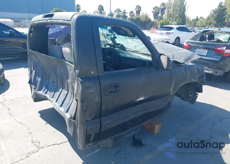 2000 Chevrolet Silverado 1500 Ls from USA, damaged, VIN 1GCEC14T2YZ340152